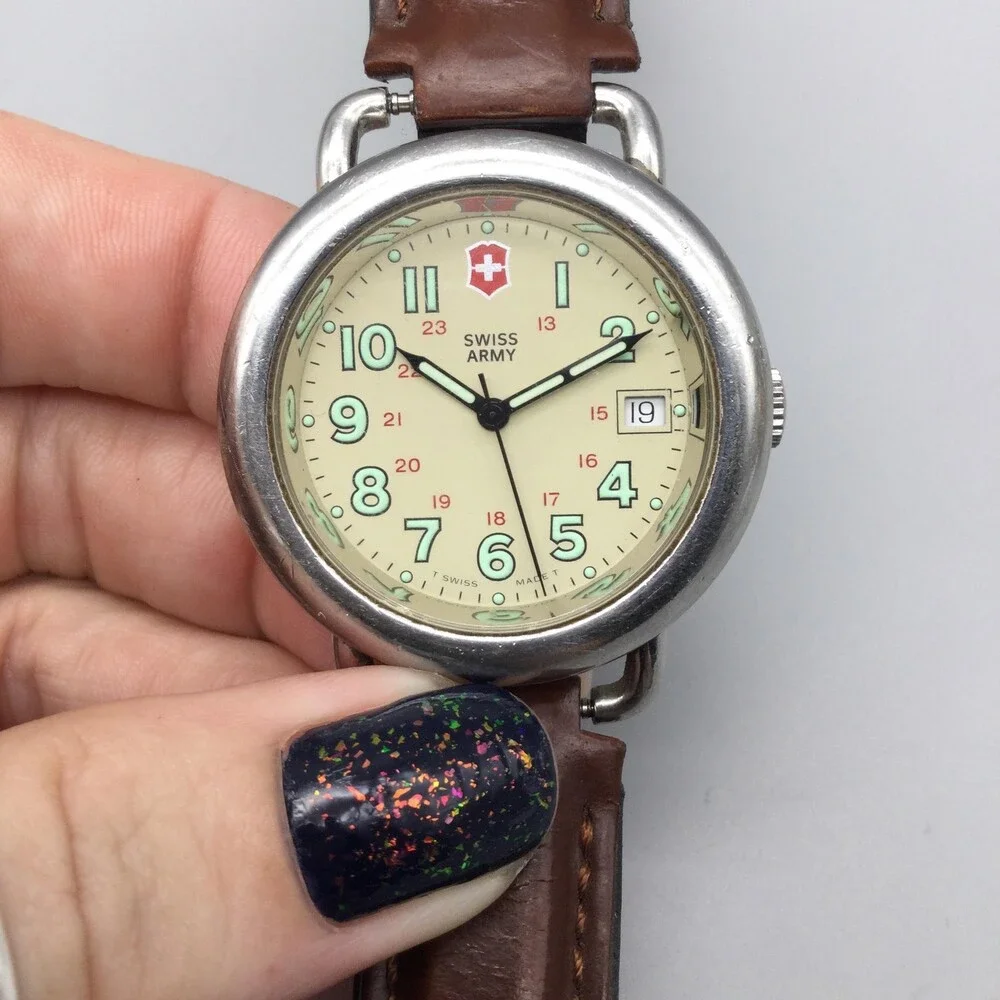 Vintage Swiss Army Mens Watch 37mm Cream Dial Brown Leather Date New Battery